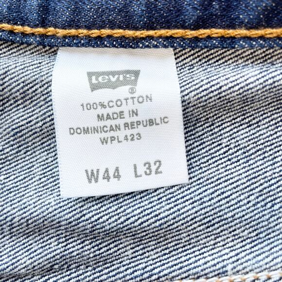 VTG Levis 501 Jeans Mens 44x32 Button Fly Straight Leg Classic Cotton‎ 2004 - Picture 8 of 10